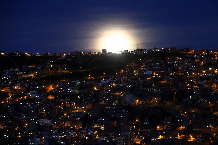 Full Moon Rise over La Paz