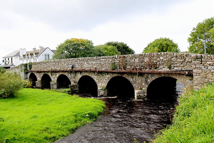 Stone Bridge in Doolin