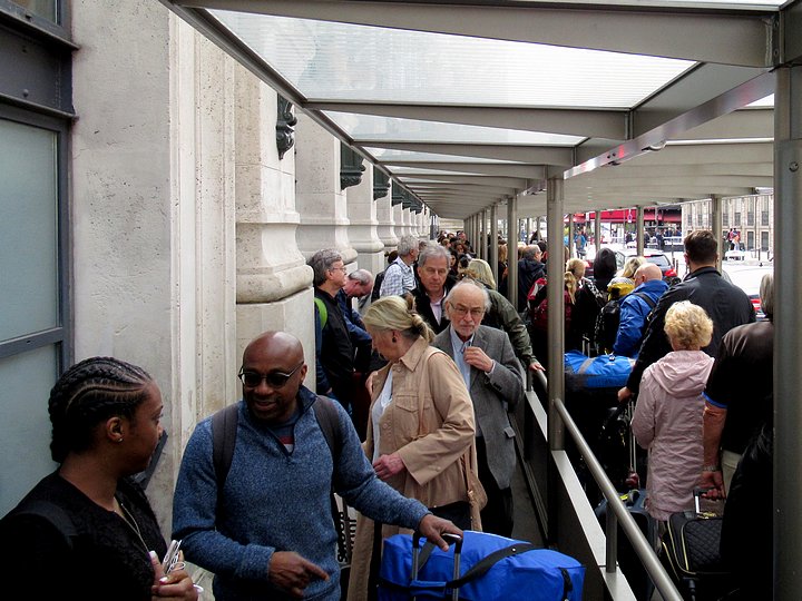 Taxi Queue
