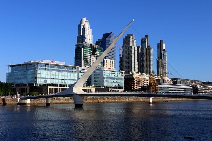 Puente de la Mujer at Puerto Madero
