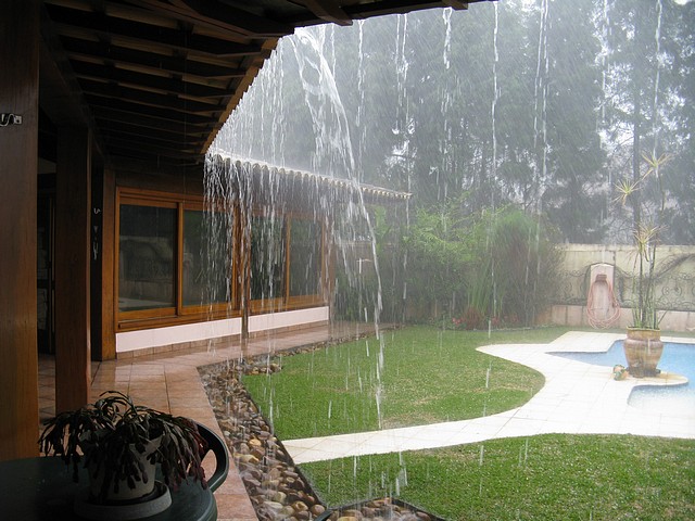 Rain and Hail in the Aldeia