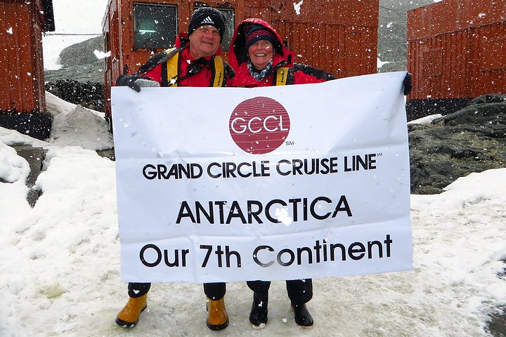 Vic & Gennie - Our 7th Continent
