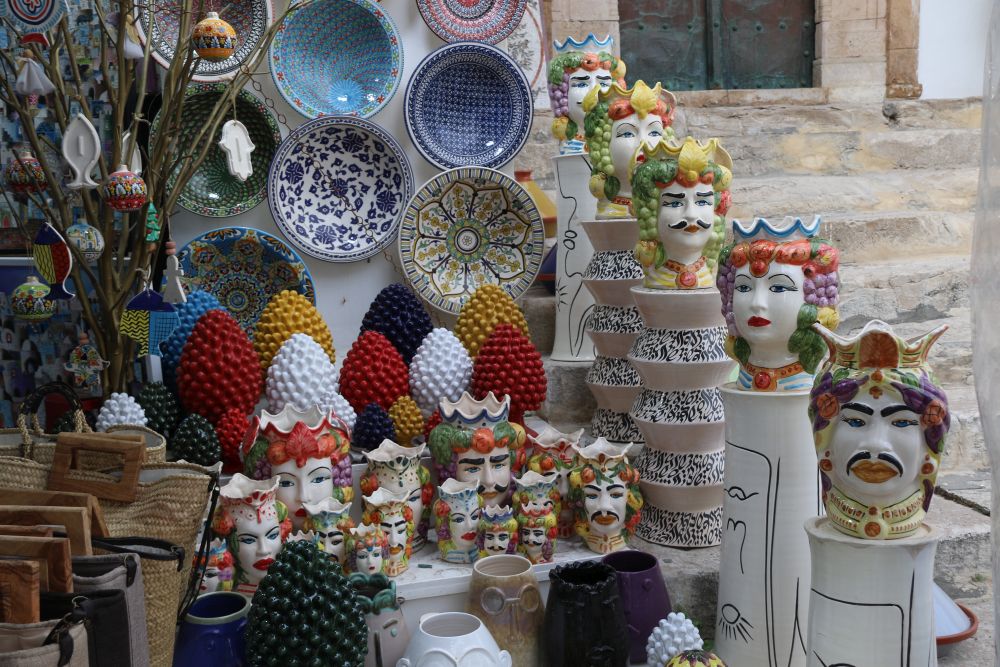 Tunisian Curios