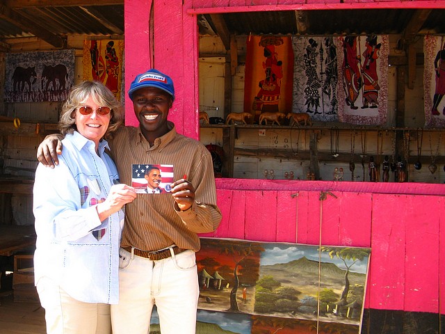 Gennie & Rift Vendor w/ Obama