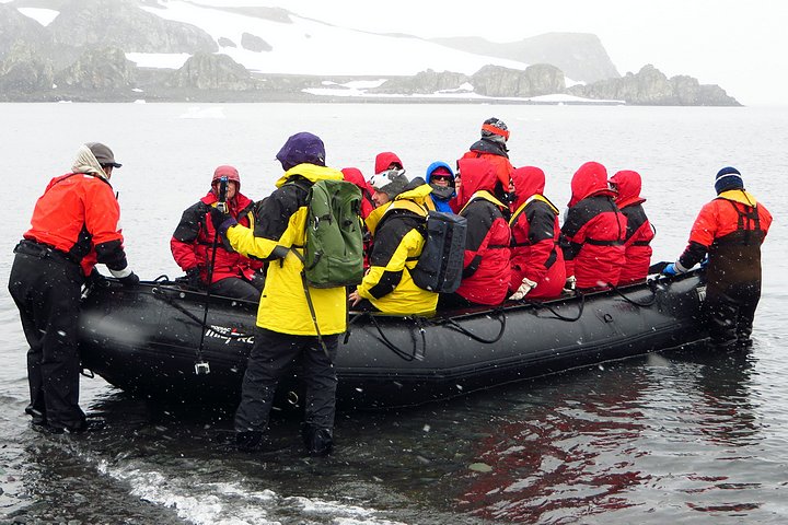 Zodiac Landing on Aitcho Island