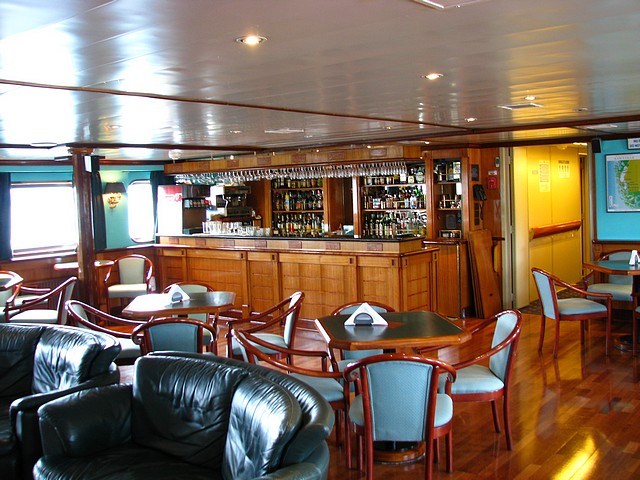 Zeus Lounge