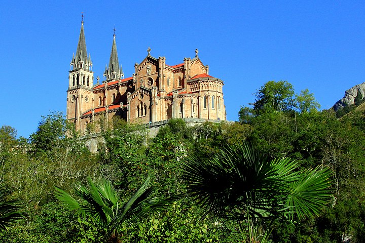 Basílica de Santa María la Real de Covadonga