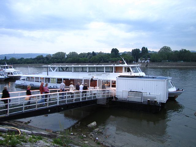 Szent Laszlo Cruise Dinner