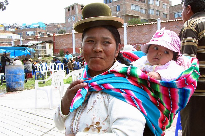 Puno Woman and Child