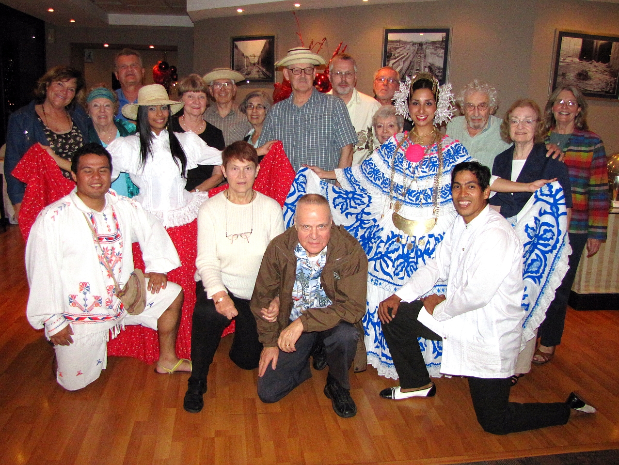 Miraflores Dinner and Show Group