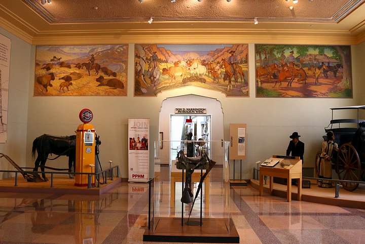 Entrance to PPHM Museum