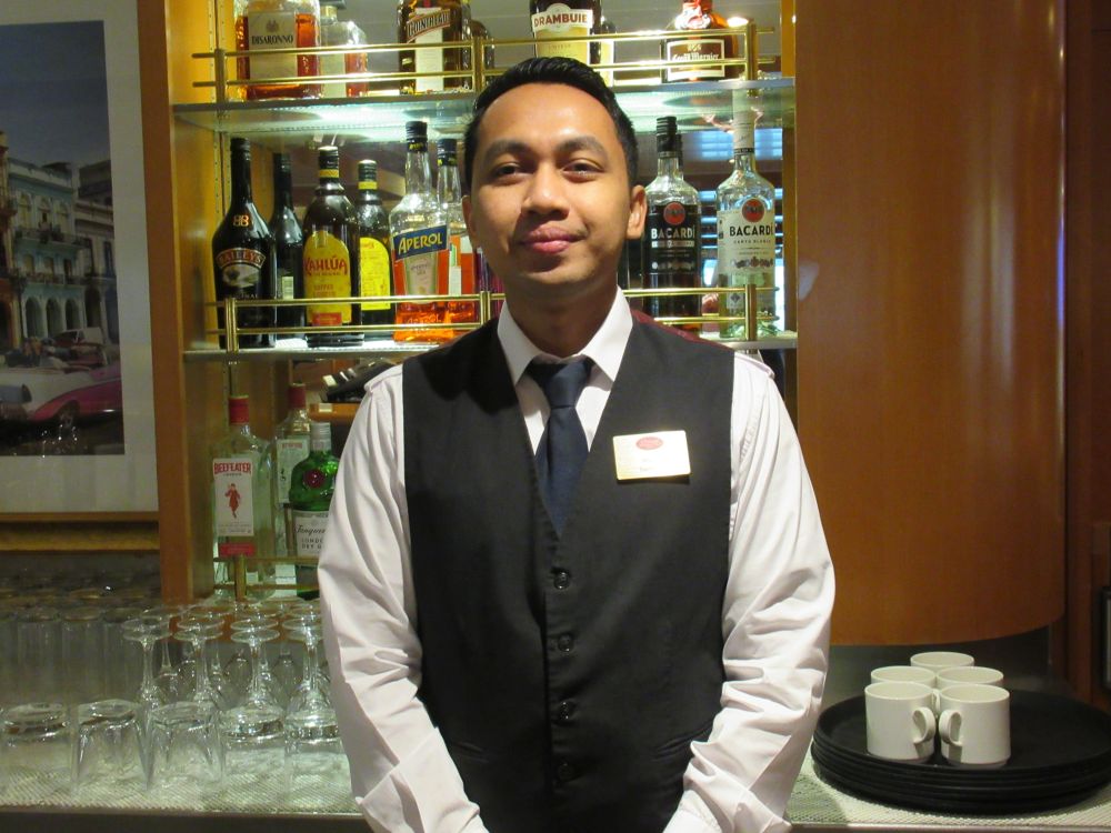 Wayan - Bar Tender