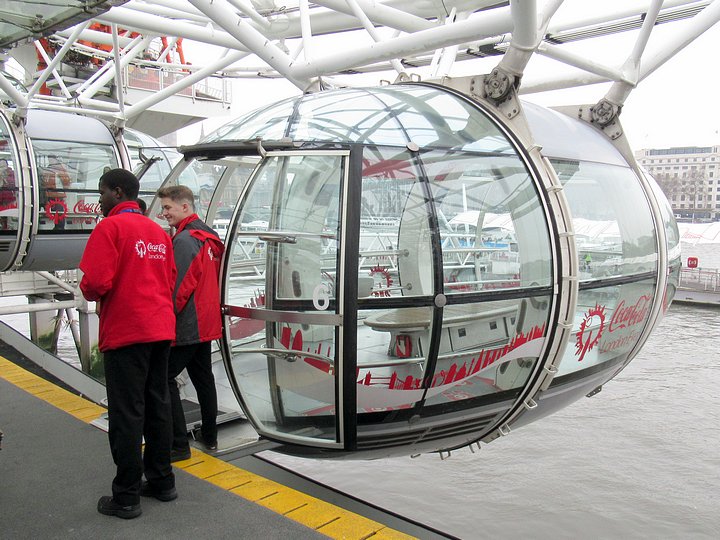 London Eye Capsule